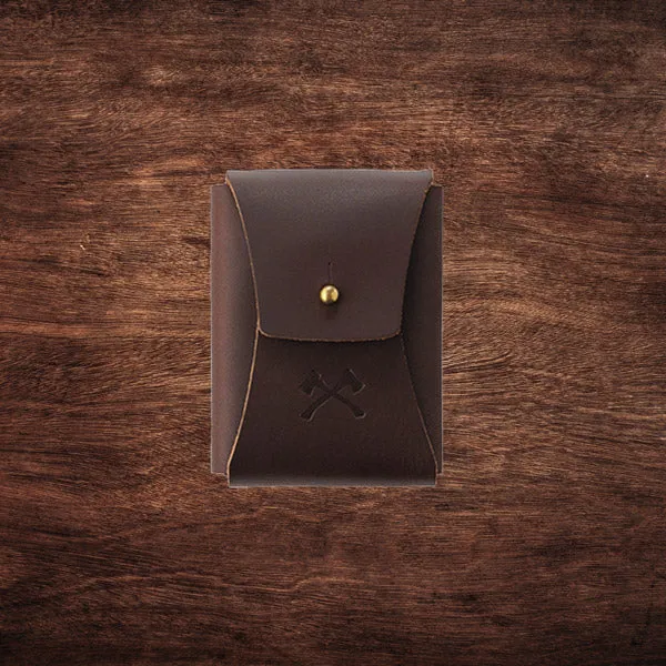 SMOKAI Leather Card Holster kortholder brun med kortstokk i fullnarvet skinn