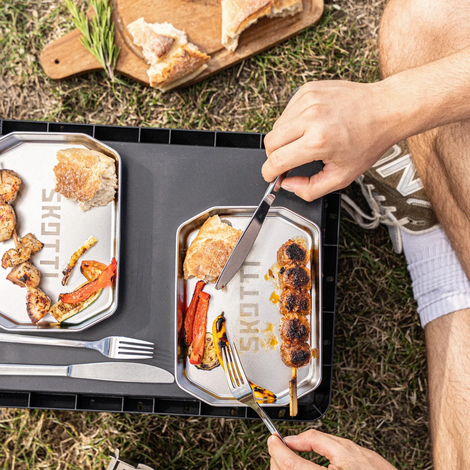SKOTTI Camping Teller Set campingtallerkener 4 stk rustfritt stål