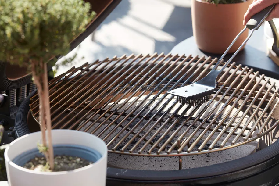 Barbecook Army Style grillbørste med dobbelfunksjon