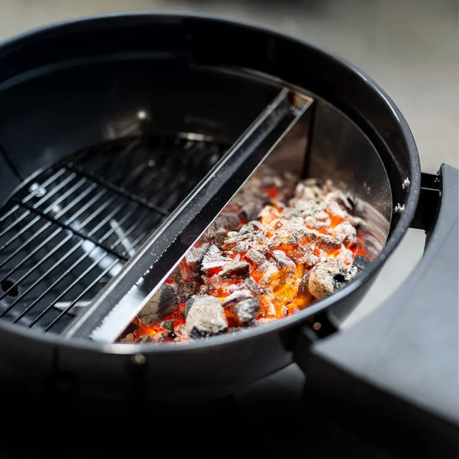 SnS Grills Slow ‘N Sear® Deluxe Gold Bundle grillpakke 22 tommer