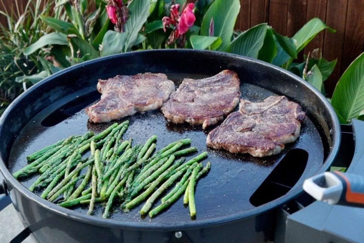 SnS Grills Carbon Steel 22 tommer plancha grillplate i karbonstål