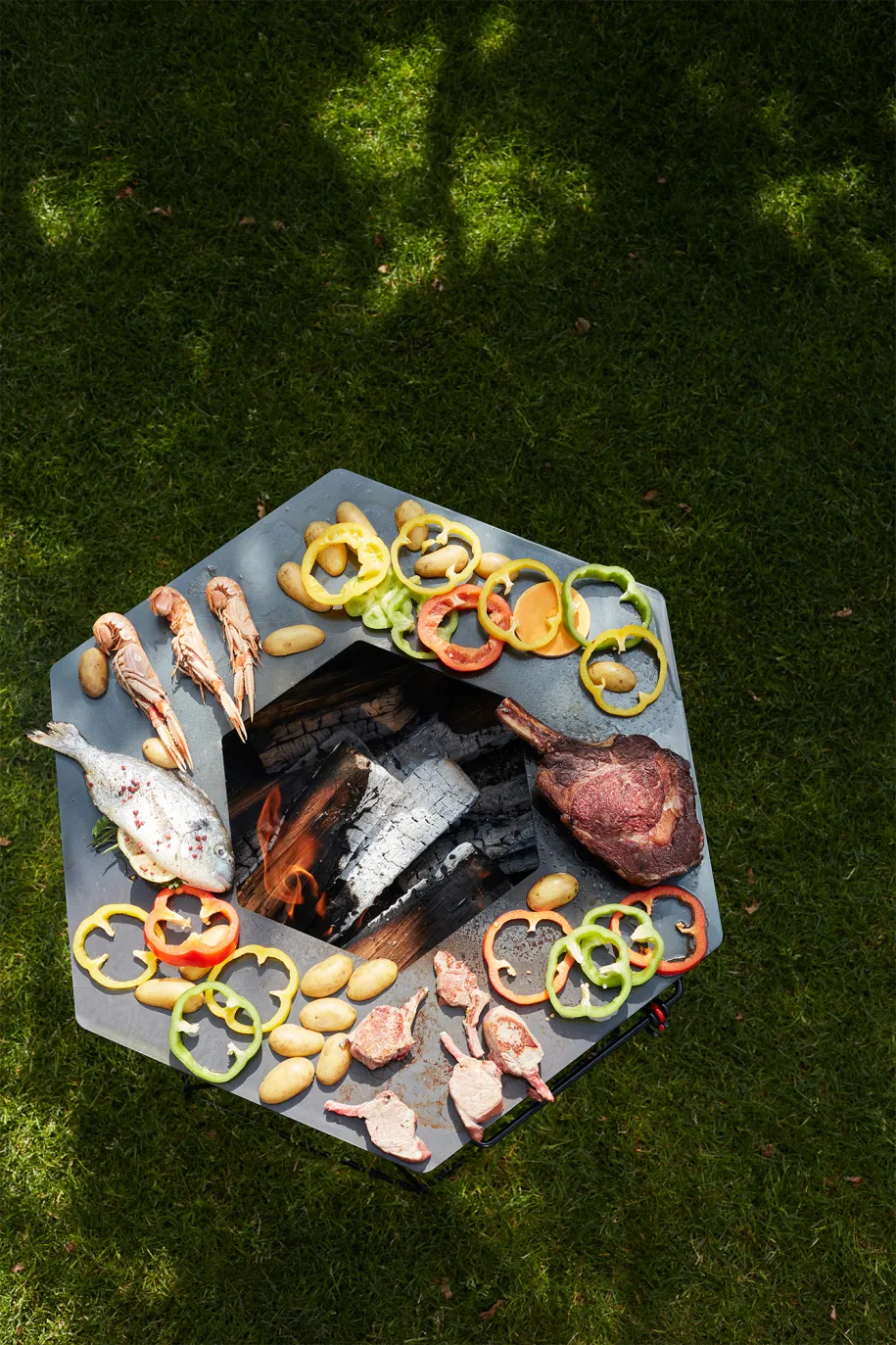 Barbecook Rila vedgrill og bålpanne