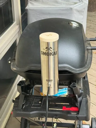 SMOKAI Weber Q røykegeneratorkit med 1L Classic, 240V EU