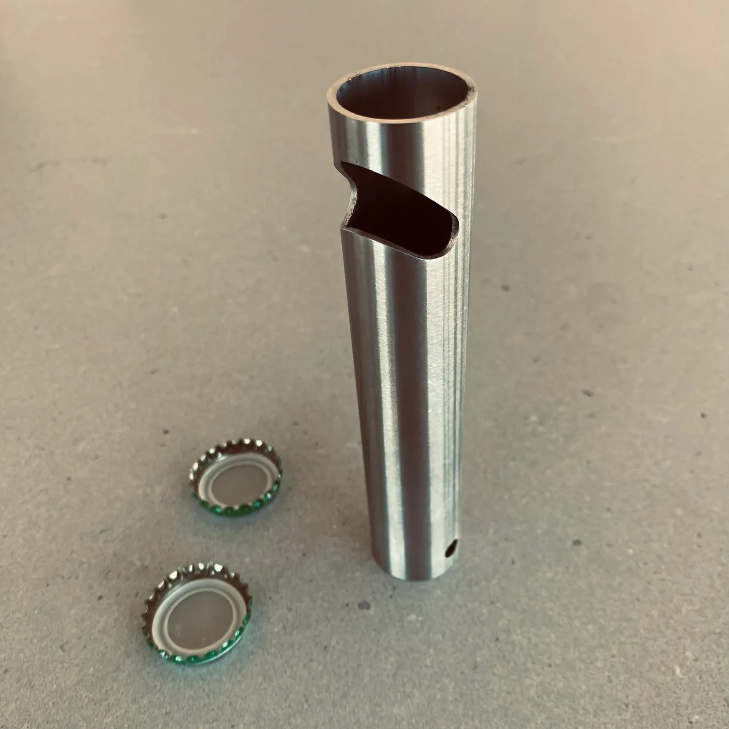SMOKAI Limited Edition Smokai Premium Beverage Opener flaskeåpner i stål
