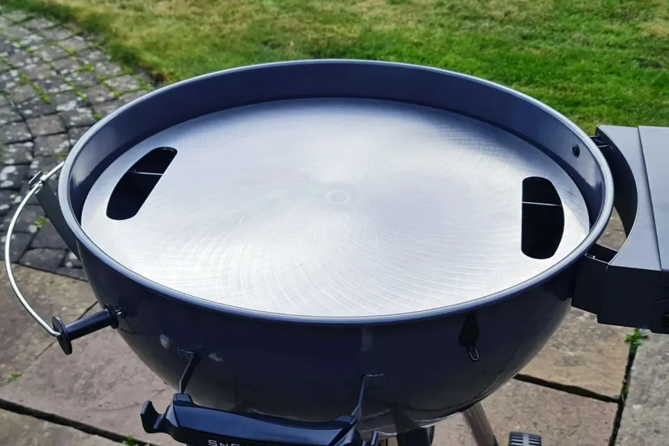 SnS Grills Carbon Steel 22 tommer plancha grillplate i karbonstål